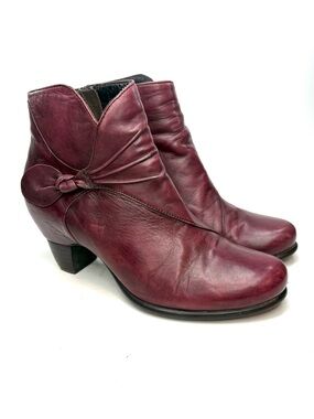Everybody by BZ Moda Burgundy Leather Ankle Boots | 39